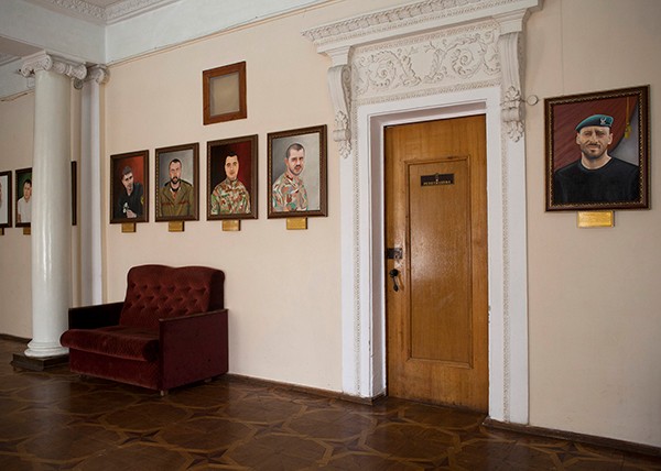 http://www.alishia.apistos.com:443/files/gimgs/th-36_student palace brighter_v2.jpg